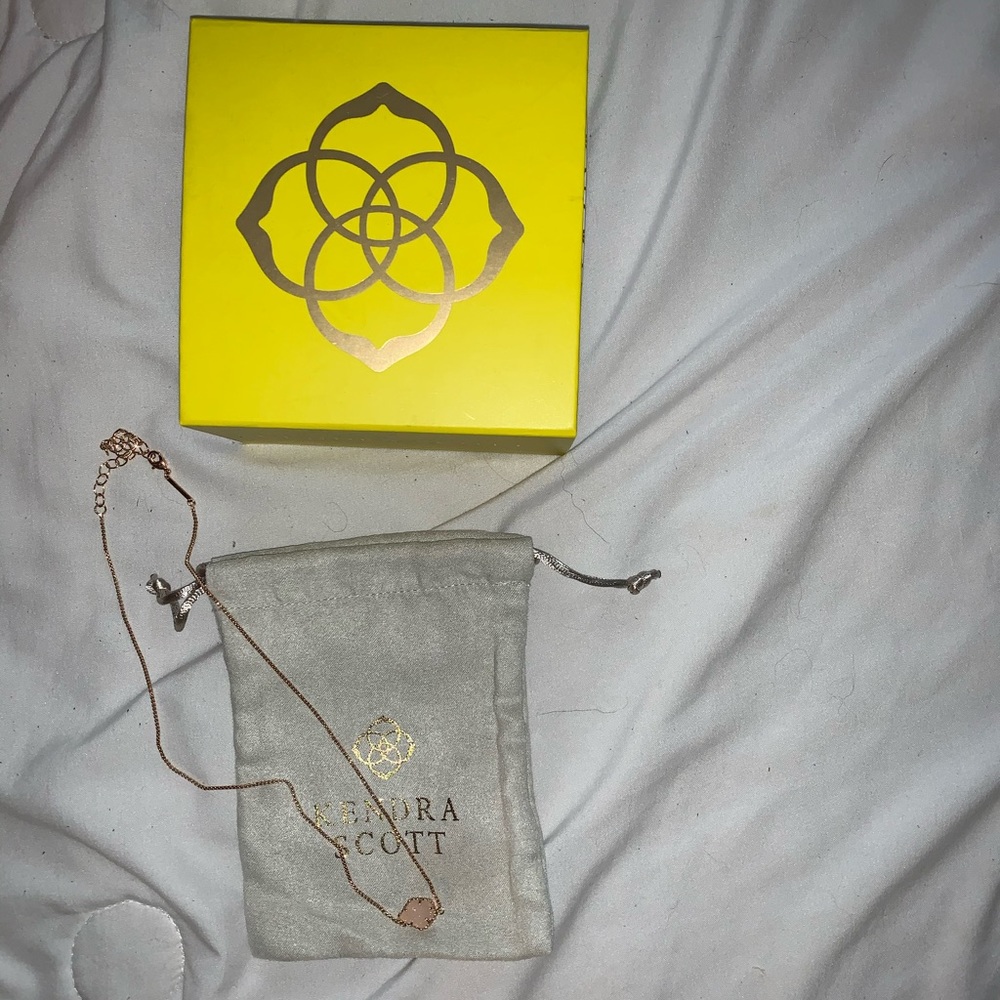 Kendra Scott Necklace